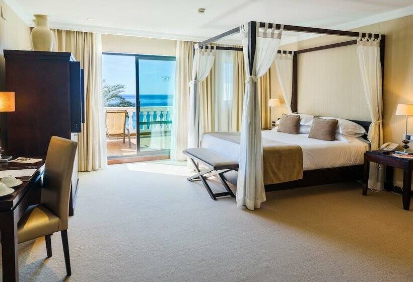 주니어 스위트, Nixe Palace