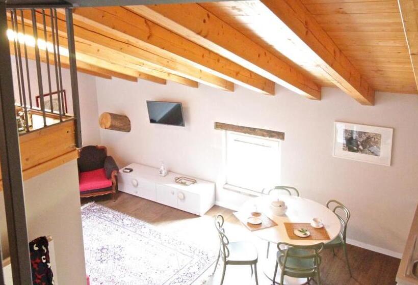 Deluxe Suite King Bed, Agriturismo Corte Patrizia