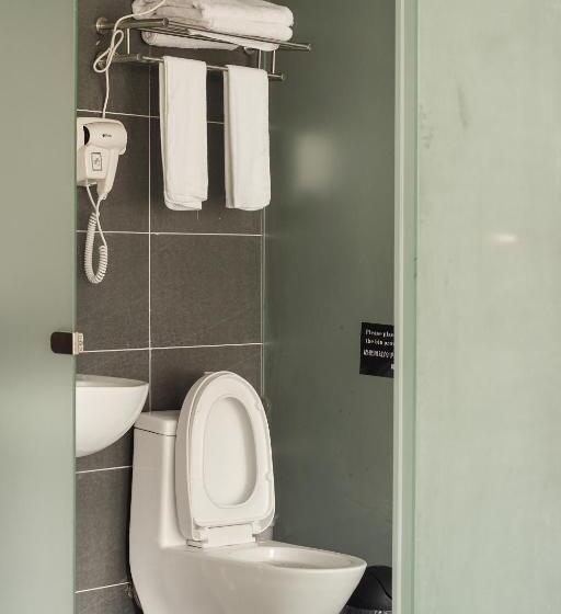 Номер Стандарт с Балконом, Hi Grey Hostel Xingping