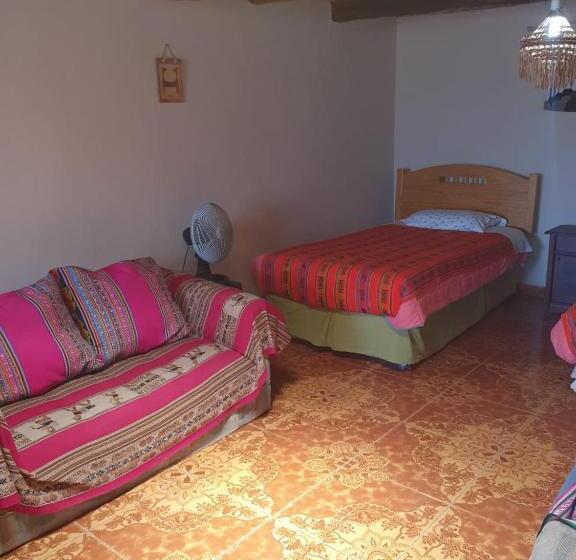 Quarto Quádruplo Estandar, Hostal Candelaria