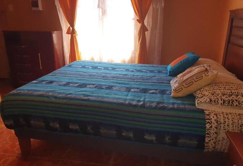 Quarto Quádruplo Estandar, Hostal Candelaria