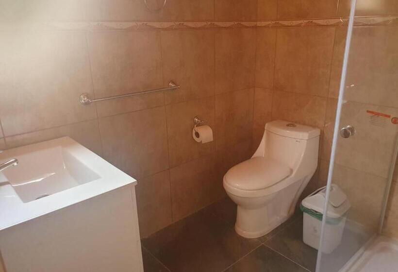 Quarto Quádruplo Estandar, Hostal Candelaria