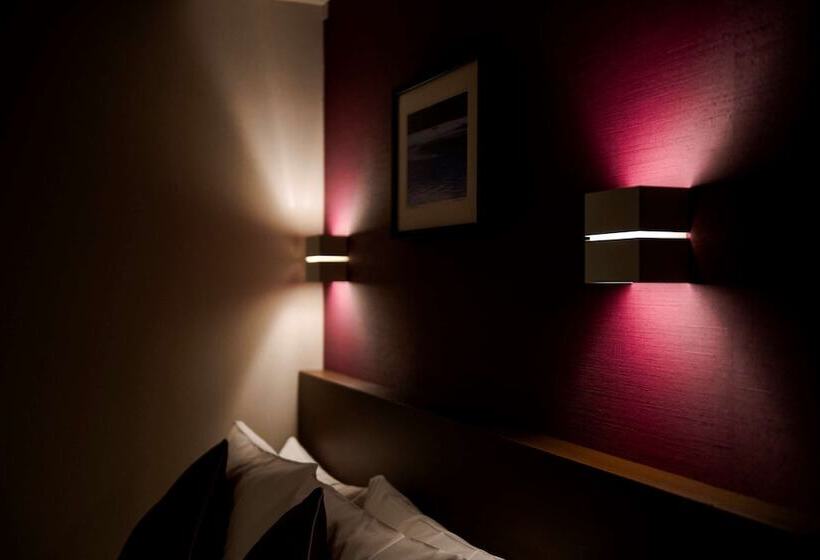 Номер Superior, Best Western Plus Fukuoka Tenjinminami