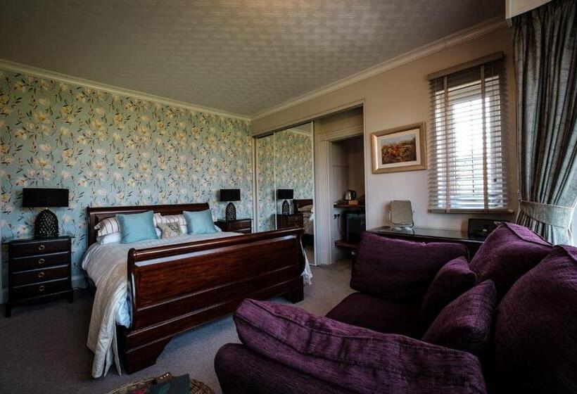 اتاق سوپریور با تخت بزرگ, Westergate House