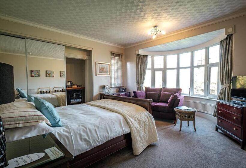 اتاق سوپریور با تخت بزرگ, Westergate House