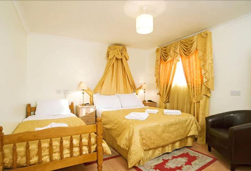 اتاق خانوادگی, Acorn Guest House