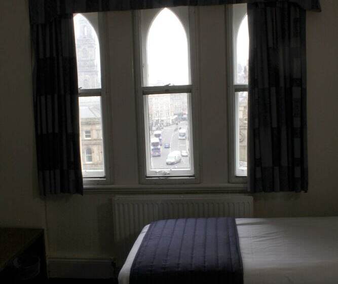 Номер Стандарт, Discovery Inn  Leeds