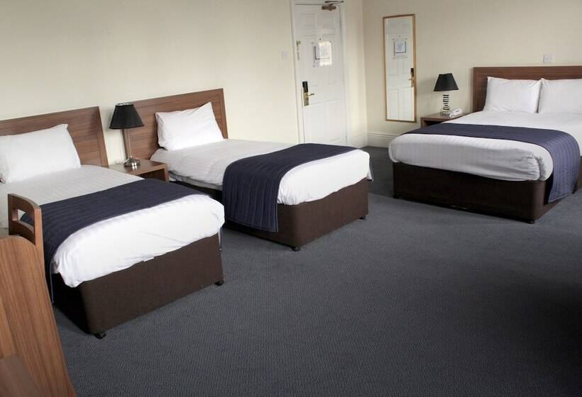 Четырехместный Номер Стандарт, Discovery Inn  Leeds