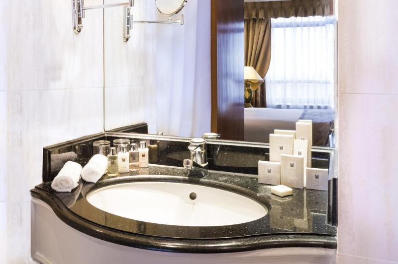 Номер Стандарт, Millennium Hotel London Knightsbridge