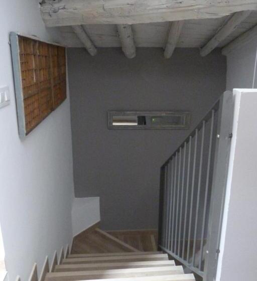 استودیوی استاندارد, Casa De Tintas