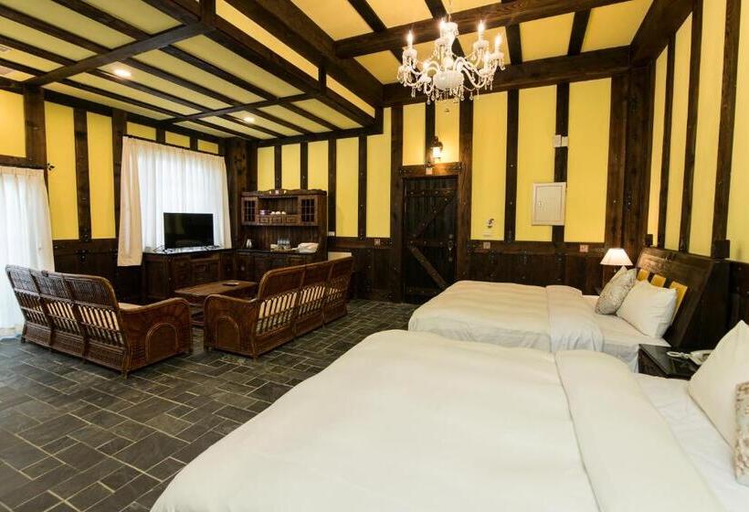 اتاق لوکس چهار تخته, Vanse B&b