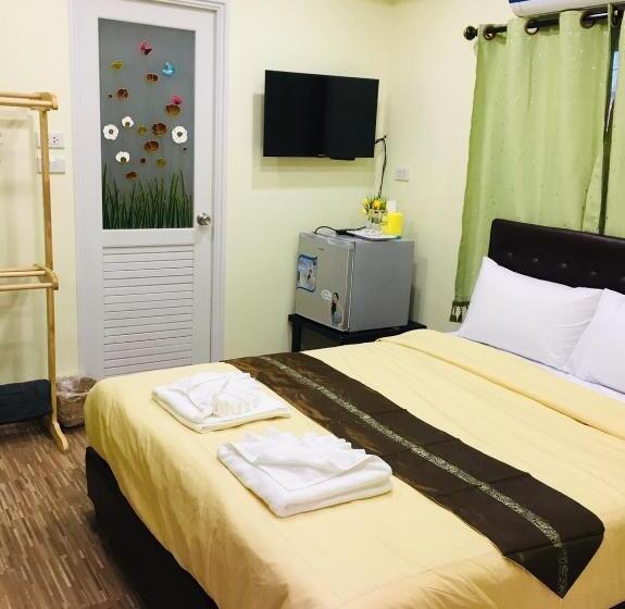 스탠다드 방갈로, River Hill Side Resort