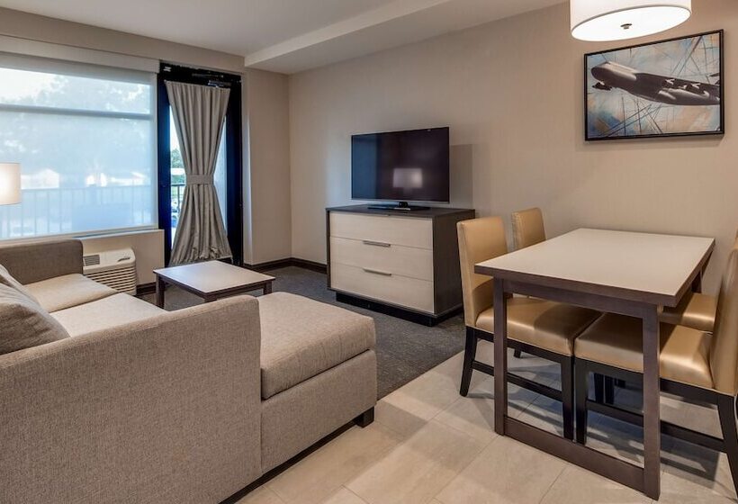 Люкс с Балконом, Best Western  Plus Executive Residency Rigby S Water World