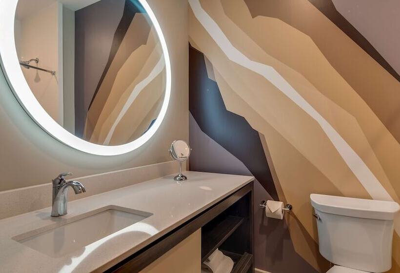 Люкс с Балконом, Best Western  Plus Executive Residency Rigby S Water World