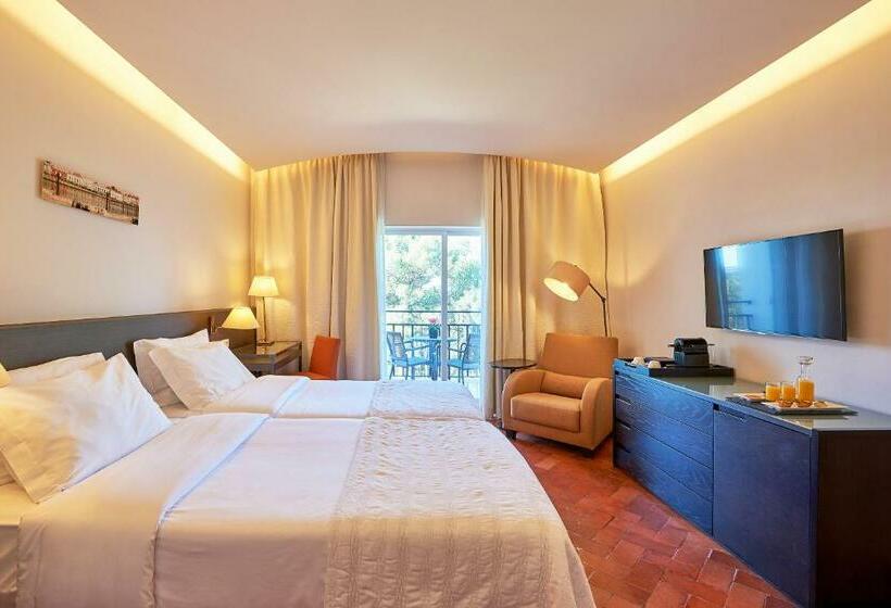 Quarto Estandard Vista Montanha, Penina Hotel & Golf Resort