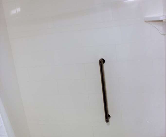 חדר סטנדרט מותאם לאדם עם מוגבלויות, Hampton Inn Hastings