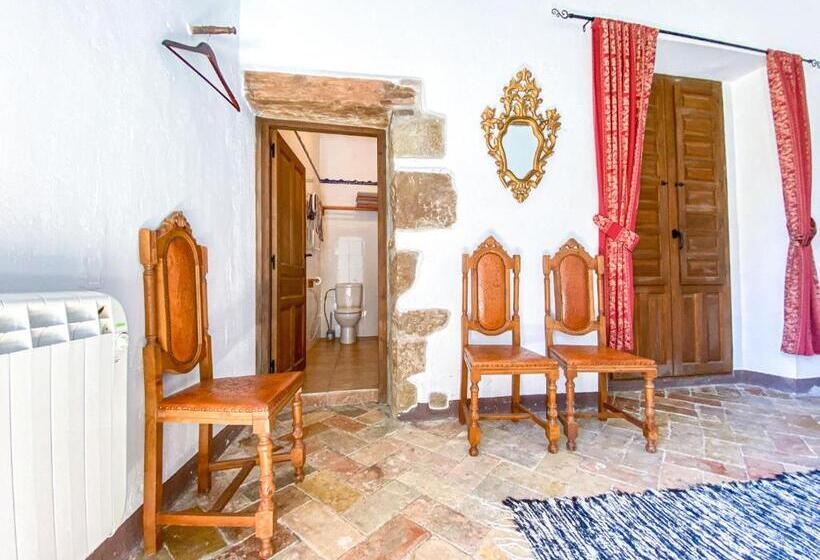 Четырехместный Номер Стандарт, Casa Rural Sant Petrus De Madrona