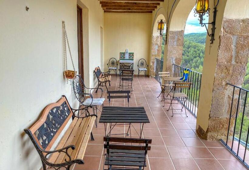 Стандартный внешний трехместный номер с ванной комнатой, Casa Rural Sant Petrus De Madrona