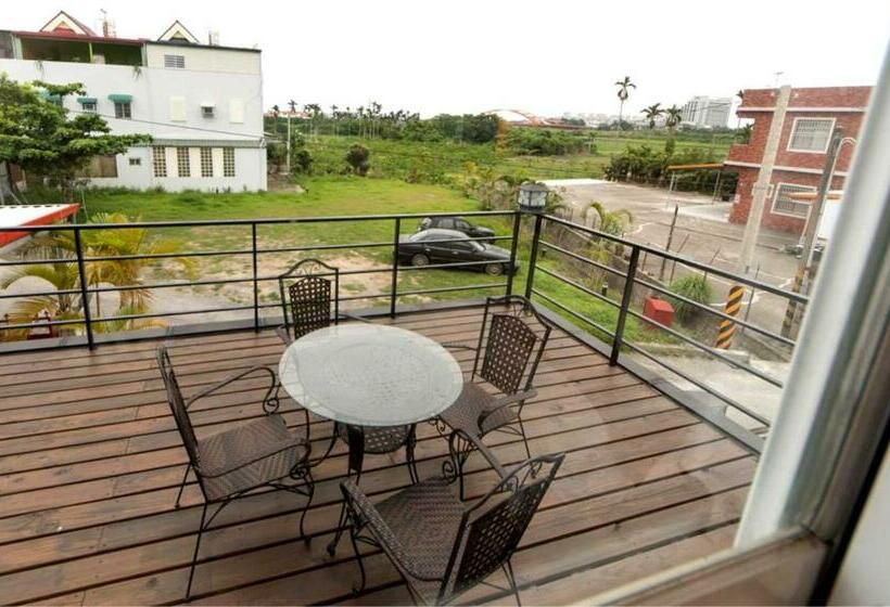 اتاق لوکس چهار تخته, Taitung Quality B&b