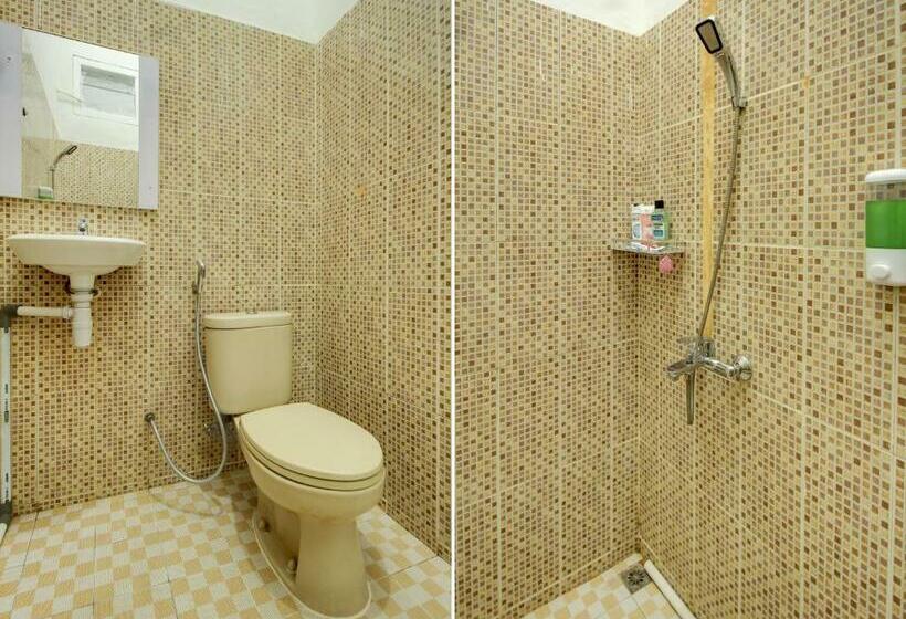 Deluxe Rum, Oyo 3415 Kost Wimane