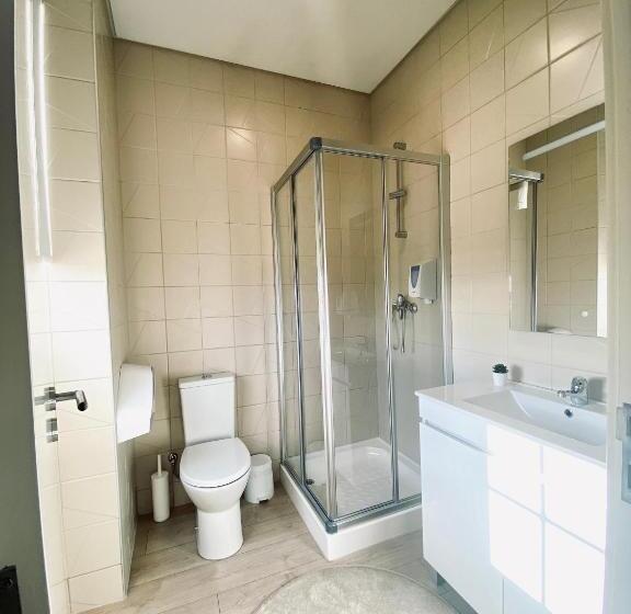 Кровать в Общей Комнате, Family Hostel Costa Nova