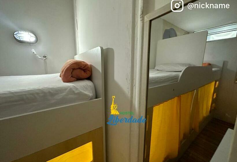 Cama em Quarto Compartilhado, Hostel Liberdade
