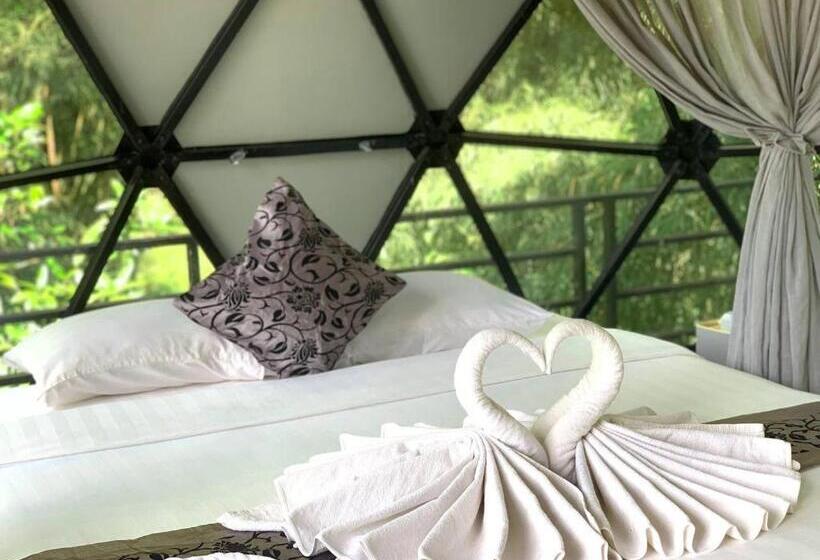 اتاق لوکس با بالکن, Adventure Dome Resort