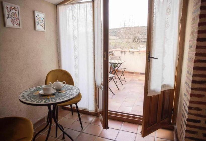 غرفة قياسية ثلاثية مزودة بتراس, Mirador Del Vadillo