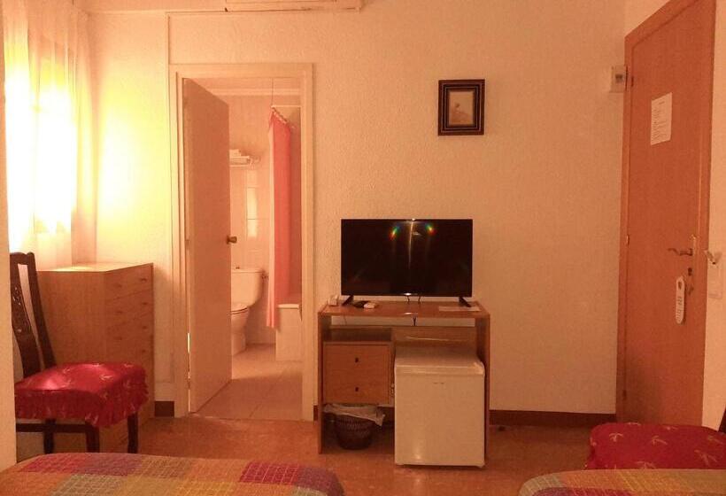 اتاق استاندارد, Hostal Platja