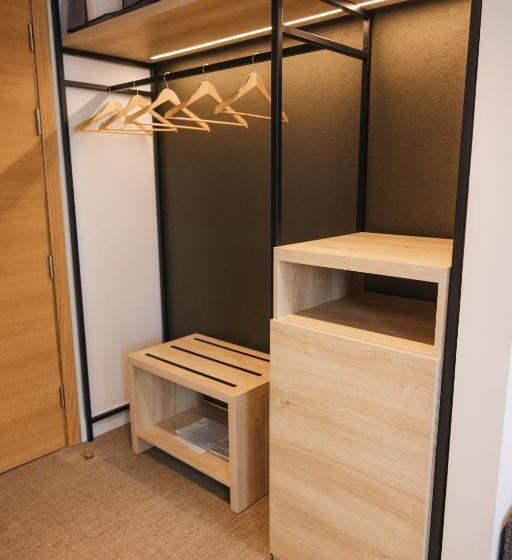 デラックスルーム, Mondragon Hotela