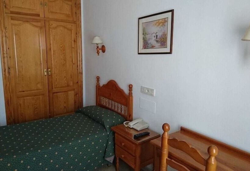Habitación Estándar Individual, Valmar