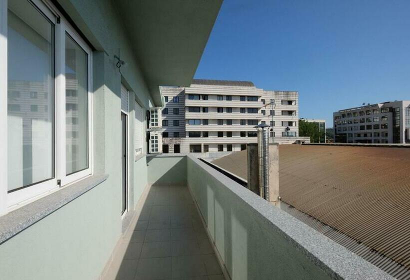 اتاق استاندارد, Bus Station Suites & Studios