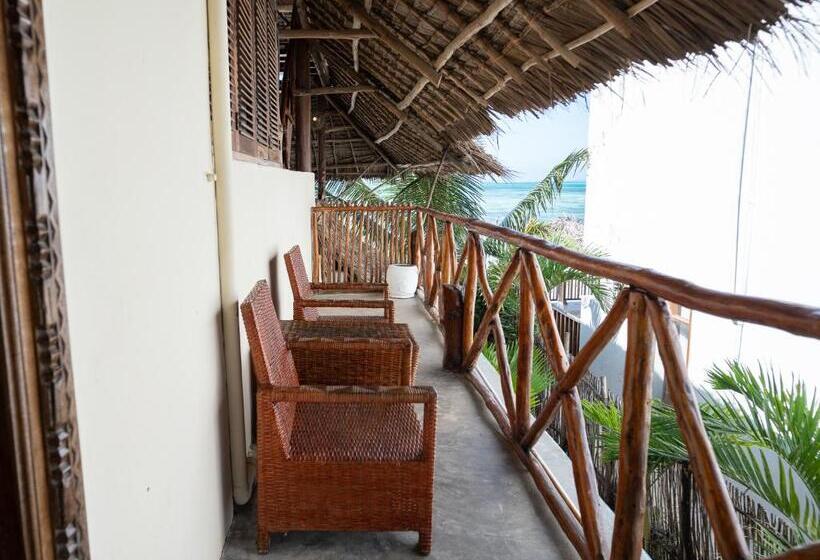 스탠다드 발코니 룸, Pili Pili Beach