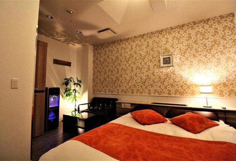 اتاق اکونومی, Riviera Sagamihara