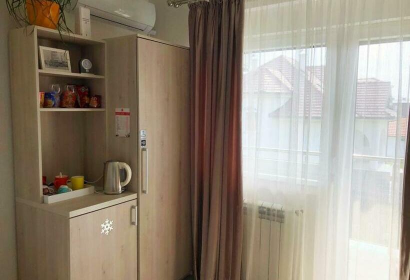 Quarto standart com varanda, China Town Prenoćište