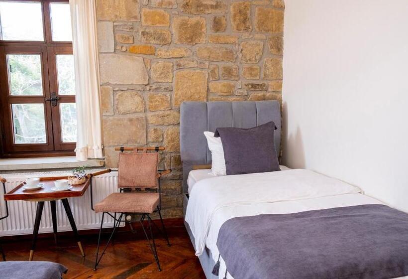 Трехместный Номер Стандарт Вид на Сад, Salkım Otel Gökçeada