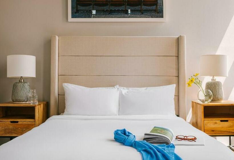 استودیوی سوپریور, Reside Houston Downtown, A Wyndham Residence