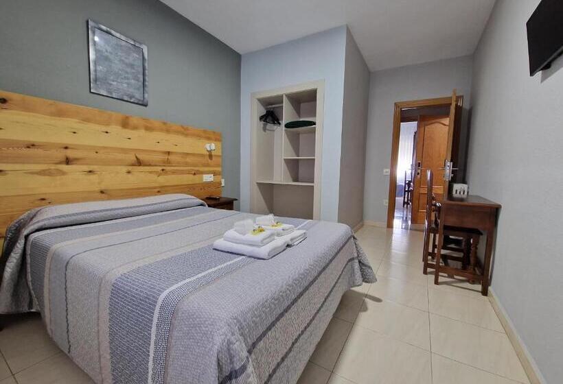 Семейный Номер, Hostal Soto