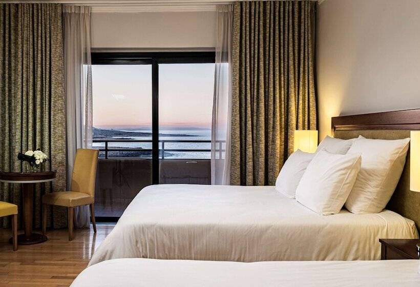 اتاق خانوادگی با چشم‌انداز دریا, Radisson Blu Resort, Malta St. Julian S