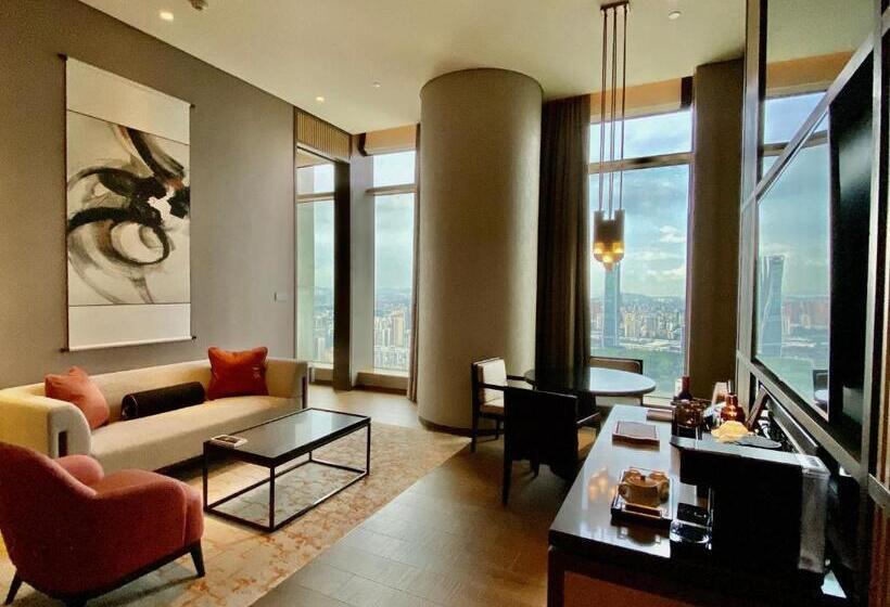 سوییت لوکس, Jumeirah Guangzhou