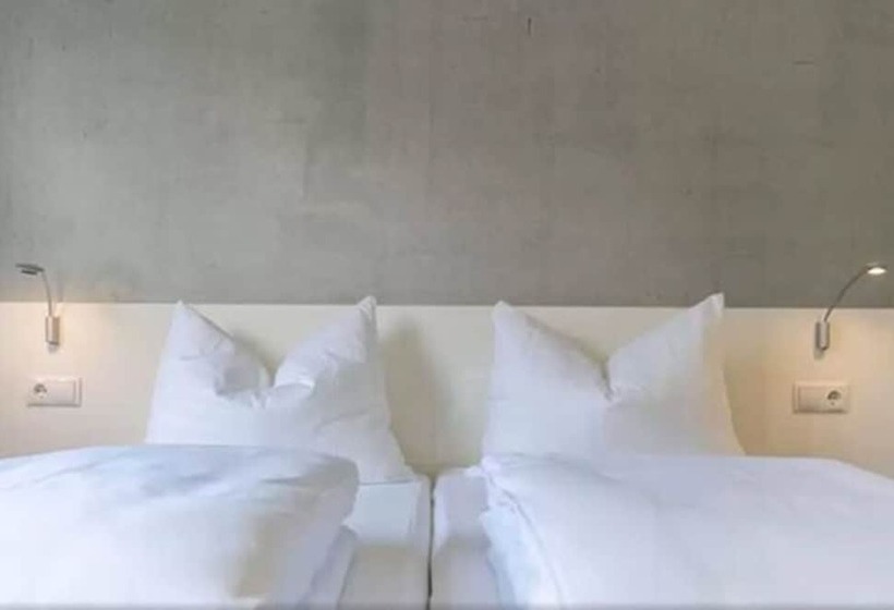 Номер Стандарт, A2 Hotels Wernau Am Quadrium