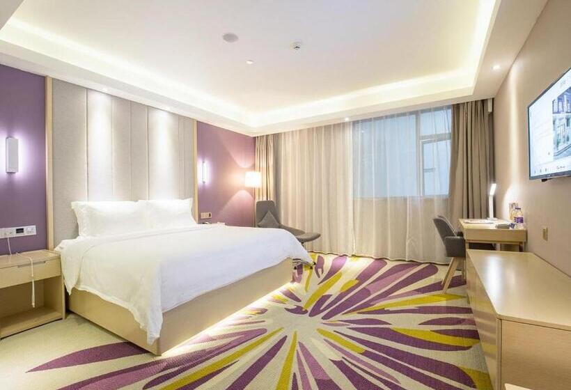 带大床的豪华间, Lavande Hotels·foshan Lishui Heshun Wanfu City
