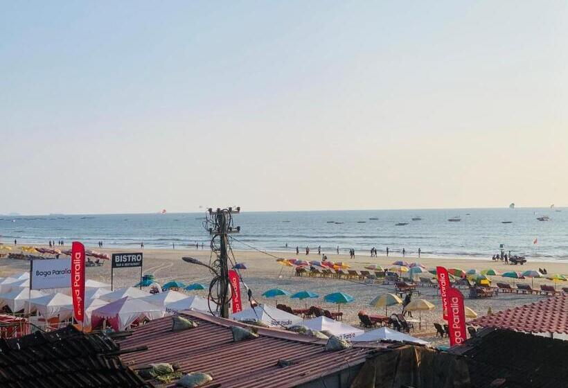 اتاق لوکس با چشم‌انداز دریا, Baga Beach Sunset