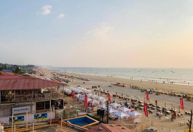 اتاق لوکس با چشم‌انداز دریا, Baga Beach Sunset