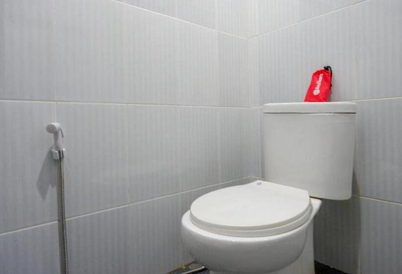 디럭스 룸, Reddoorz Near Lippo Plaza Buton