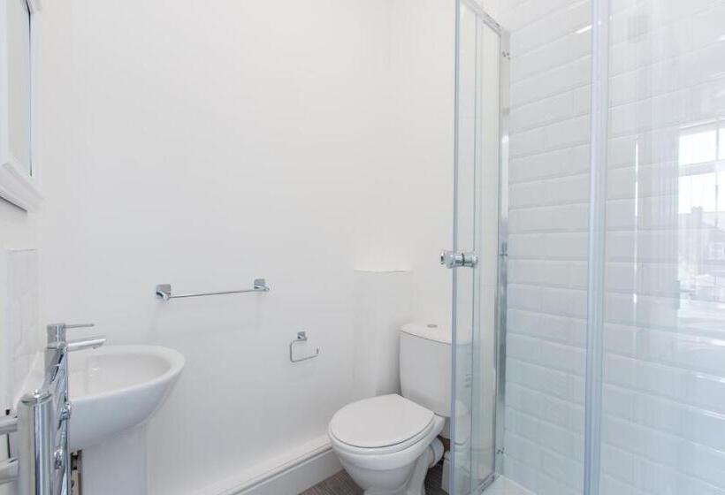 خانه 1 خوابه, Crewe Rooms Brooklyn Street