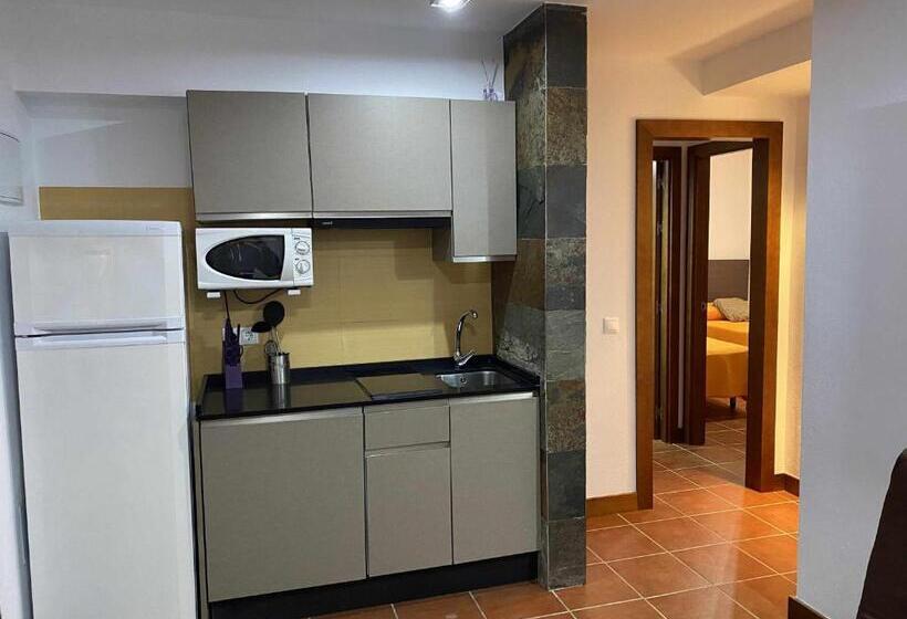 Апартаменты 2 Спальни, Apartamento Para 4 Personas Con Jardín Privado Y Barbacoa Cerca De La Playa