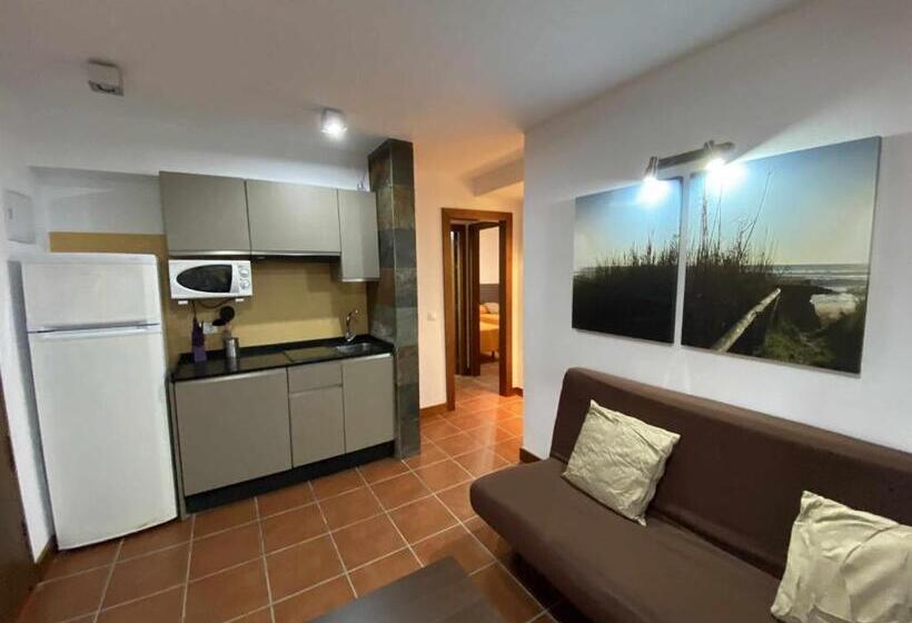 Апартаменты 2 Спальни, Apartamento Para 4 Personas Con Jardín Privado Y Barbacoa Cerca De La Playa