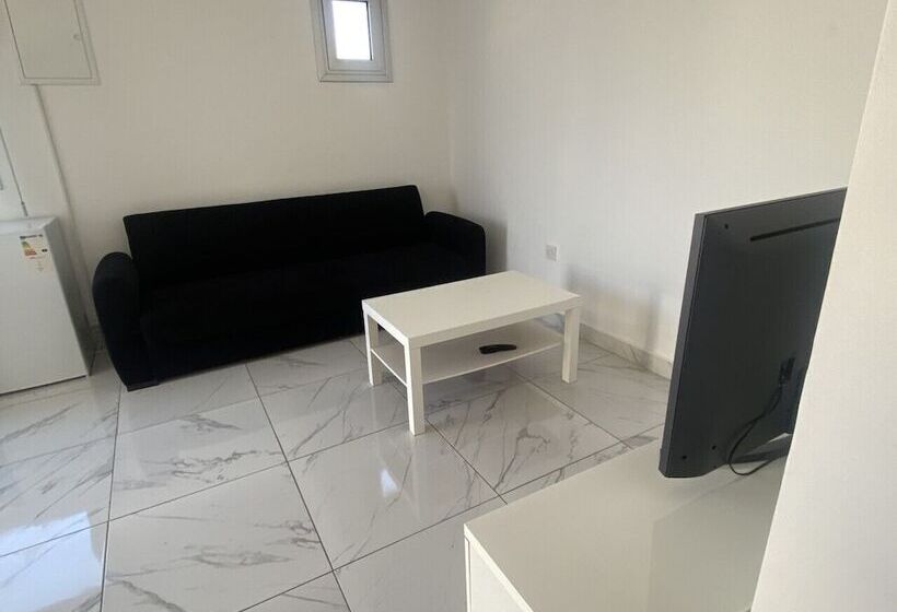 带1个卧室的公寓, Nissi Avenue Suites
