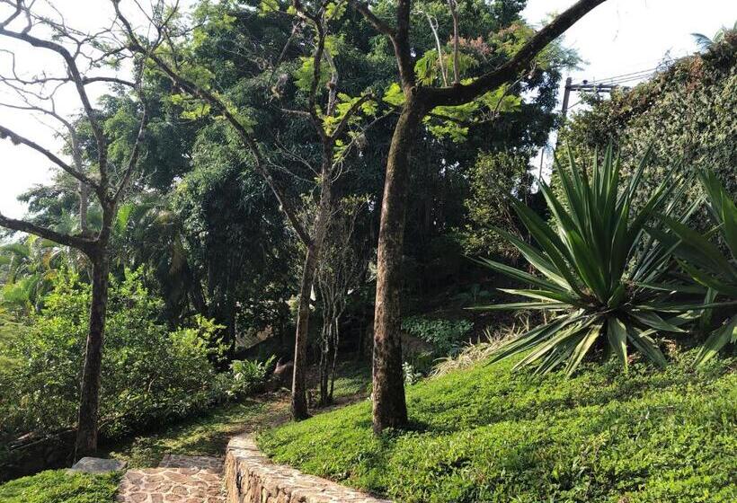 سوییت با چشم‌انداز دریا, Suítes Vista Pro Mar Ilhabela